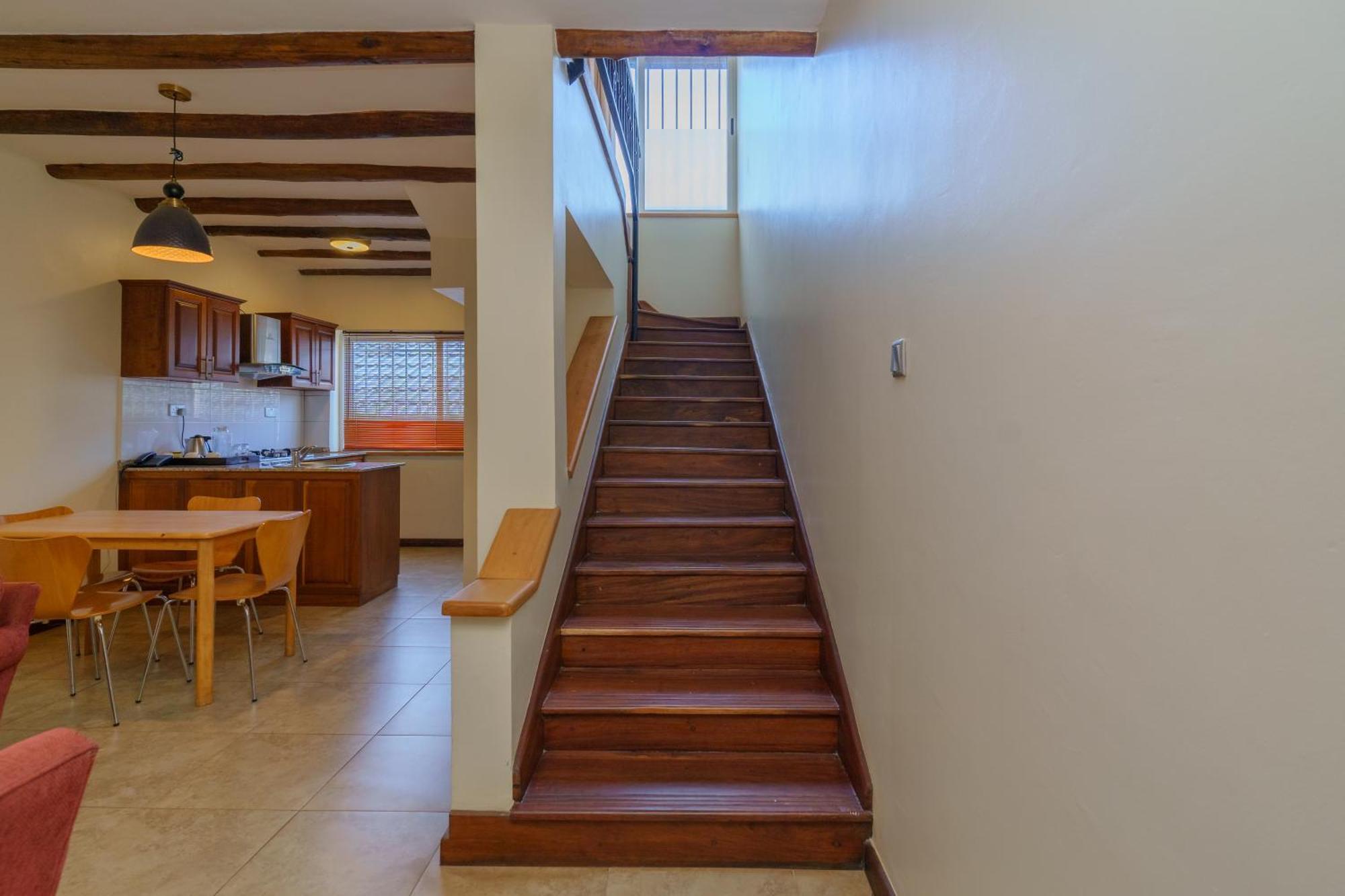 No 5 Boutique Hotel Limited Εντέμπε Εξωτερικό φωτογραφία