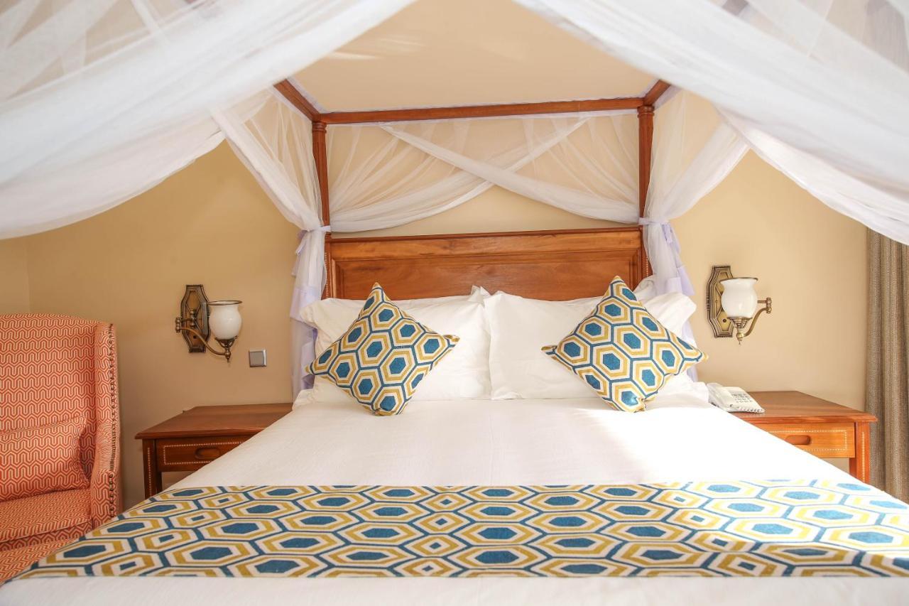 No 5 Boutique Hotel Limited Εντέμπε Εξωτερικό φωτογραφία