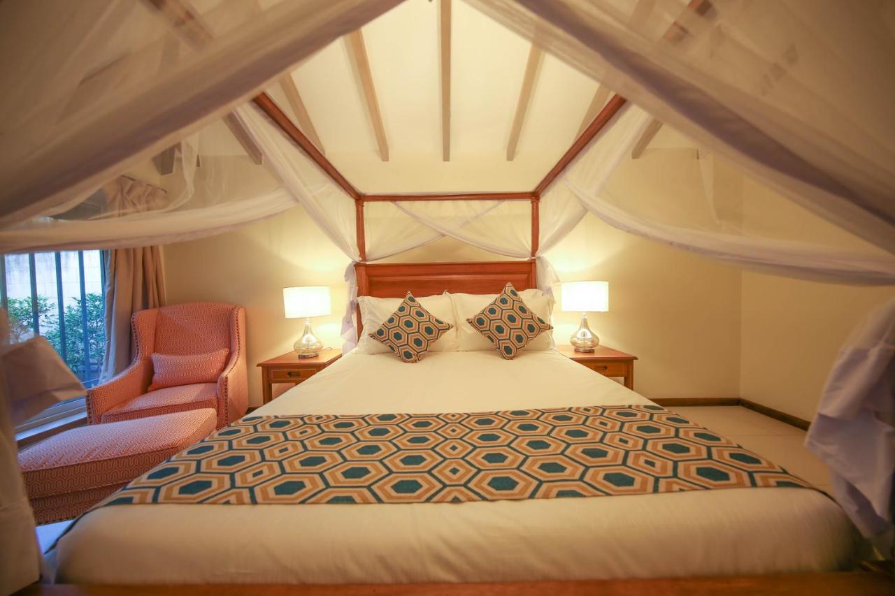 No 5 Boutique Hotel Limited Εντέμπε Εξωτερικό φωτογραφία