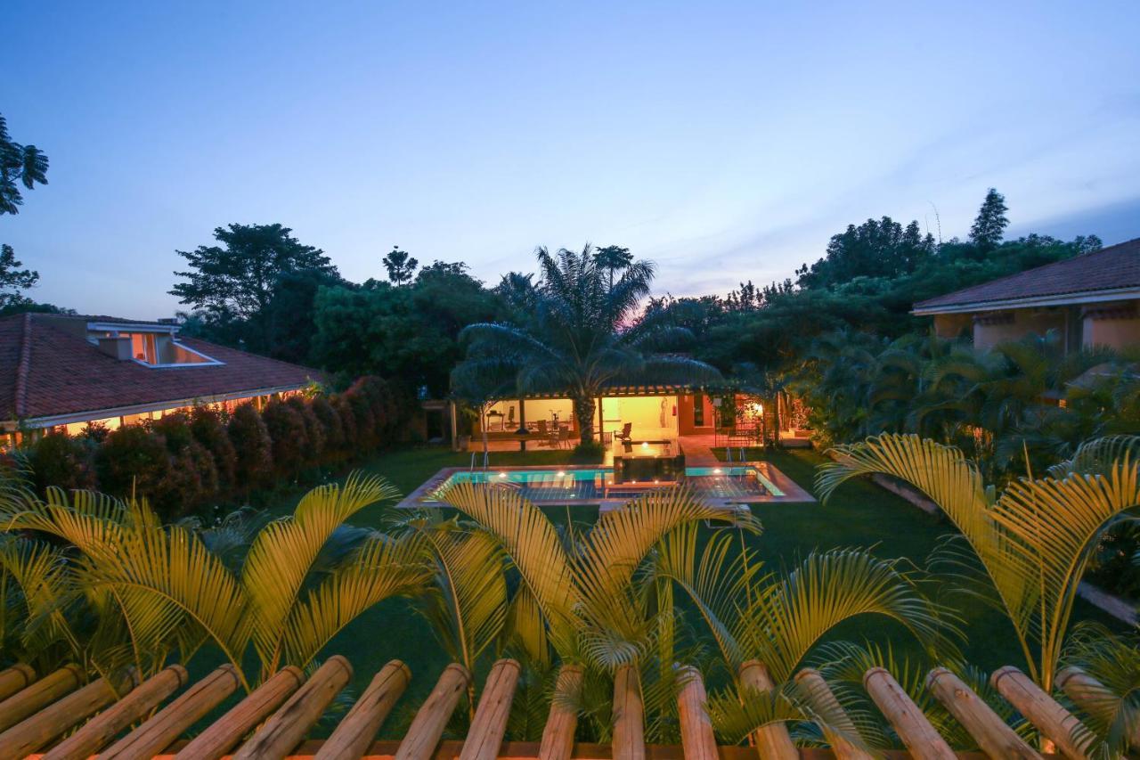 No 5 Boutique Hotel Limited Εντέμπε Εξωτερικό φωτογραφία