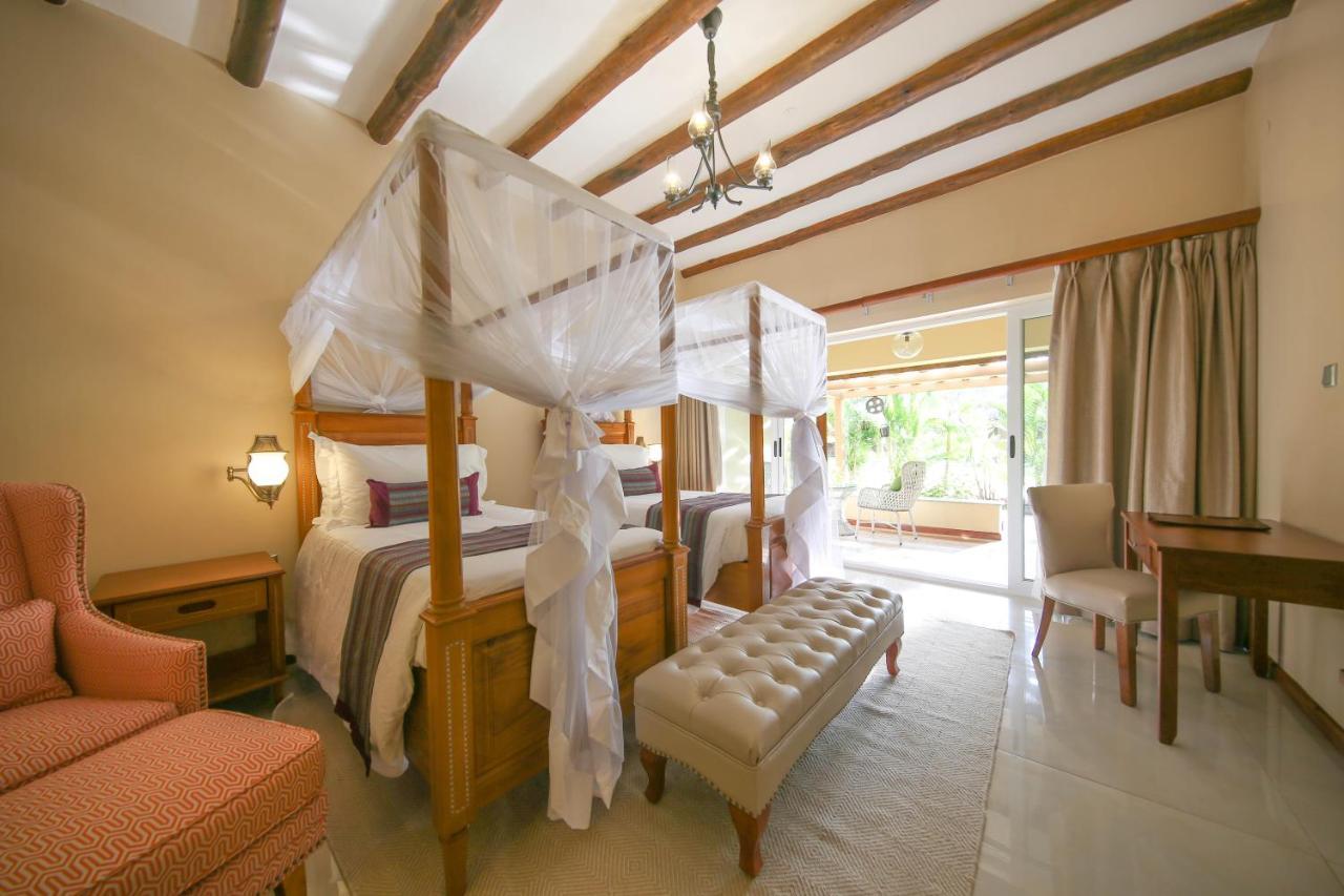 No 5 Boutique Hotel Limited Εντέμπε Εξωτερικό φωτογραφία